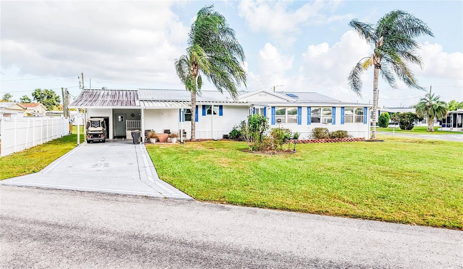 37233 BEVERLY AVENUE, Zephyrhills, FL 33542