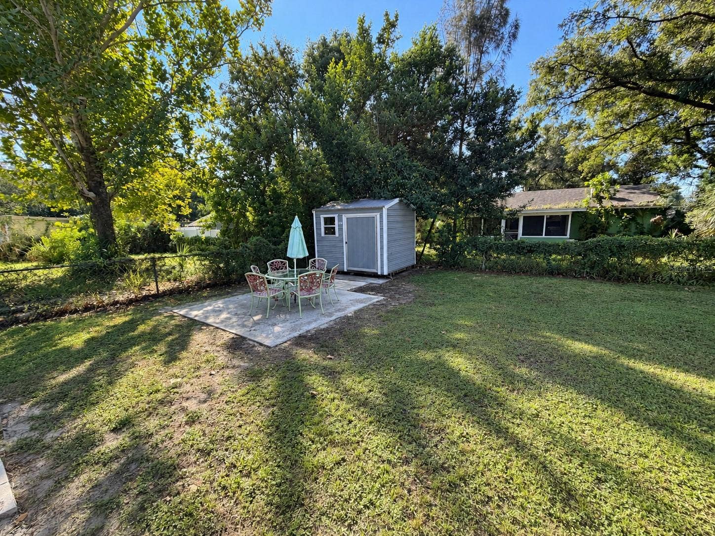 2609 E 99TH AVENUE, Tampa, FL 33612 2609 E 99TH AVENUE, Tampa, FL 33612
