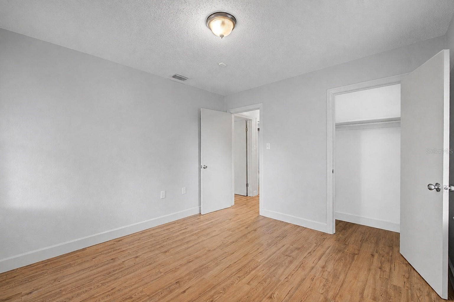 3208 W HARTNETT AVENUE, Tampa, FL 33611 3208 W HARTNETT AVENUE, Tampa, FL 33611