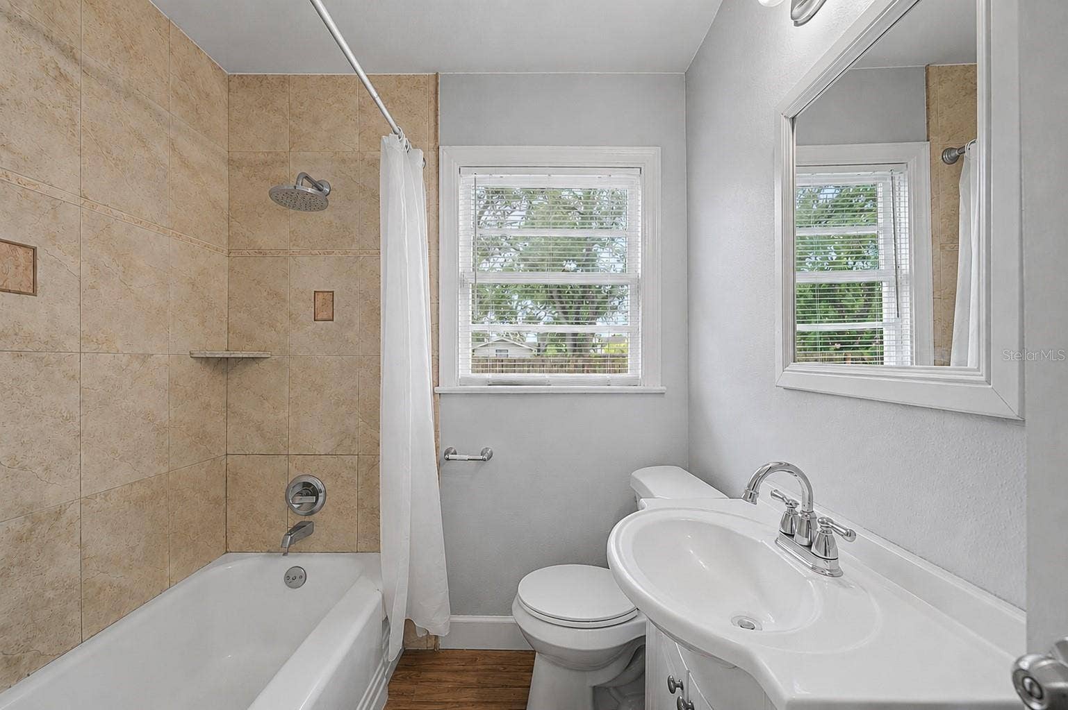 3208 W HARTNETT AVENUE, Tampa, FL 33611 3208 W HARTNETT AVENUE, Tampa, FL 33611