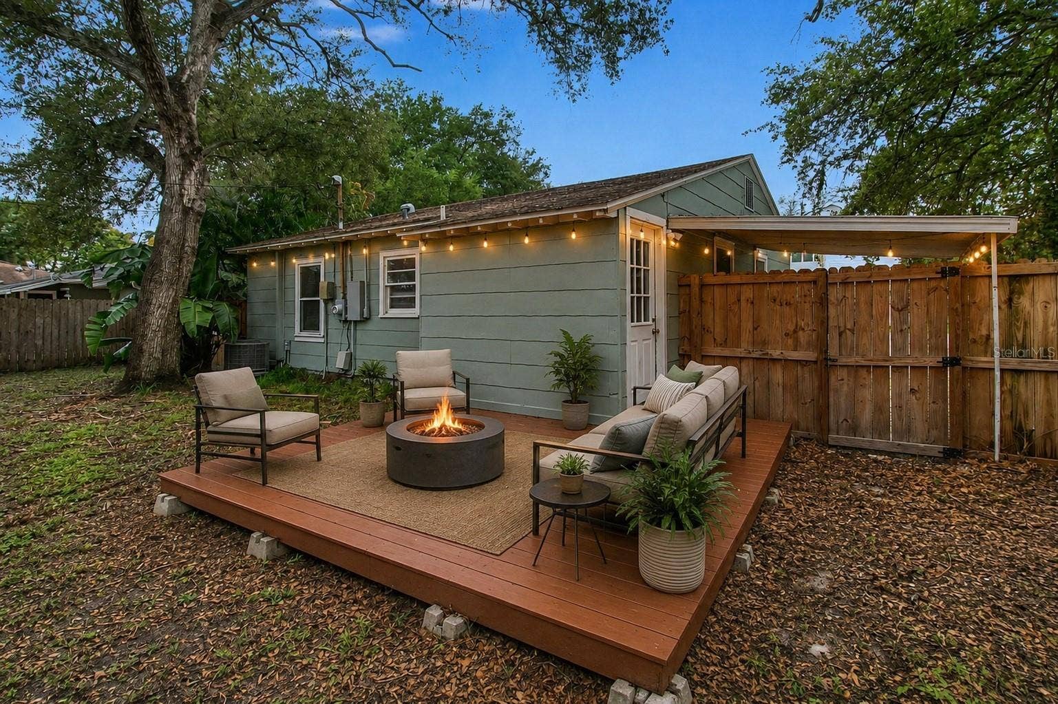 3208 W HARTNETT AVENUE, Tampa, FL 33611 3208 W HARTNETT AVENUE, Tampa, FL 33611