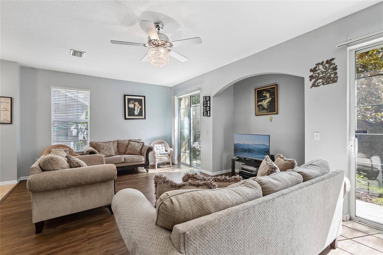 6736 BREEZY PALM DRIVE, Riverview, FL 33578 6736 BREEZY PALM DRIVE, Riverview, FL 33578