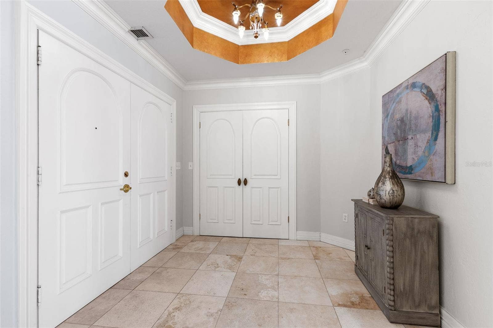 288 BEACH DRIVE NE, #9B, St Petersburg, FL 33701 288 BEACH DRIVE NE, #9B, St Petersburg, FL 33701