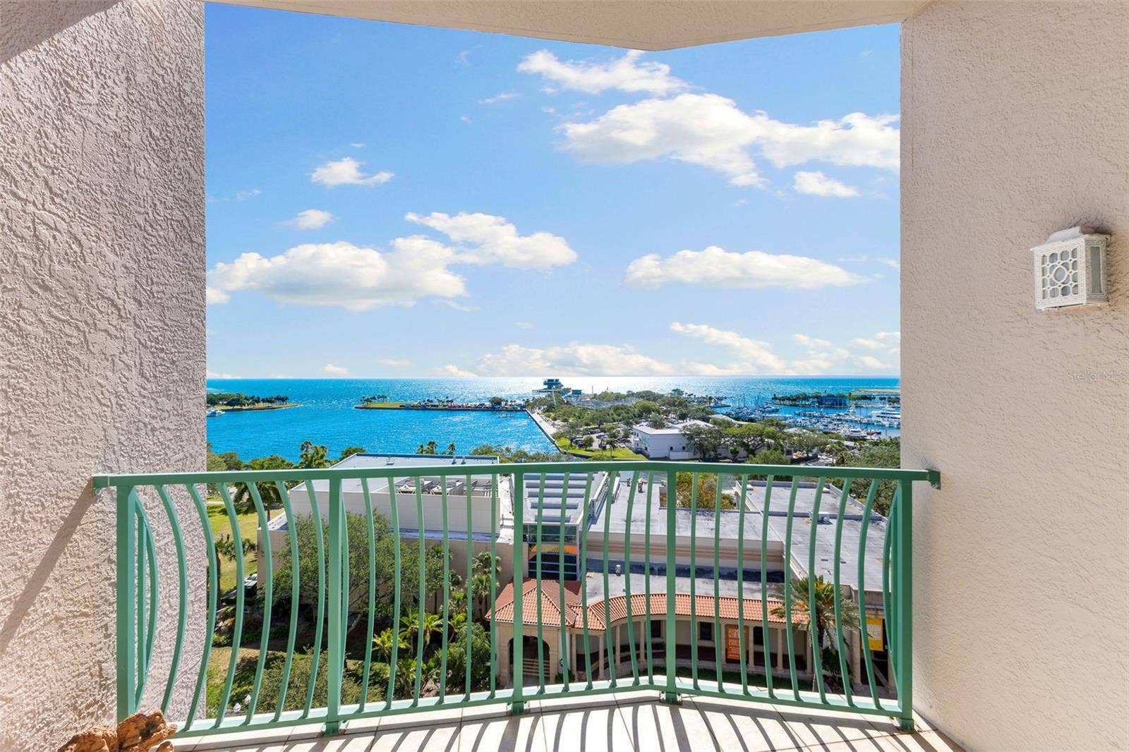 288 BEACH DRIVE NE, #9B, St Petersburg, FL 33701 288 BEACH DRIVE NE, #9B, St Petersburg, FL 33701