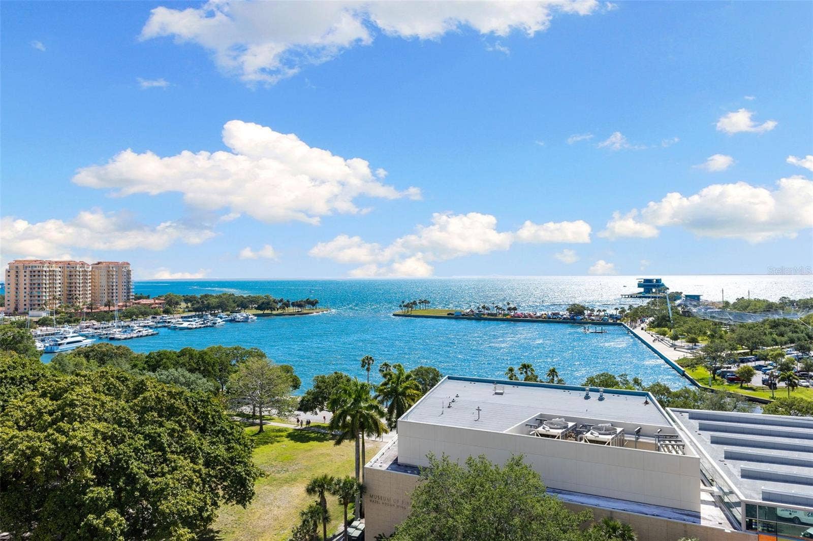 288 BEACH DRIVE NE, #9B, St Petersburg, FL 33701 288 BEACH DRIVE NE, #9B, St Petersburg, FL 33701
