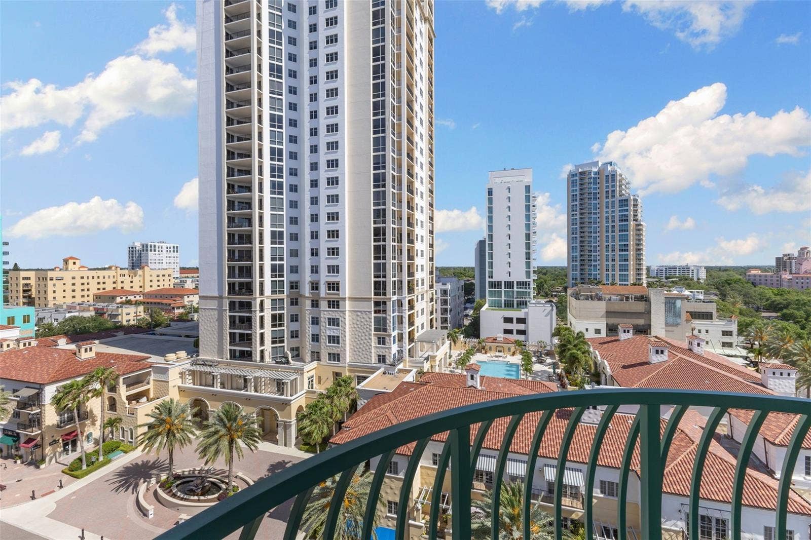 288 BEACH DRIVE NE, #9B, St Petersburg, FL 33701 288 BEACH DRIVE NE, #9B, St Petersburg, FL 33701