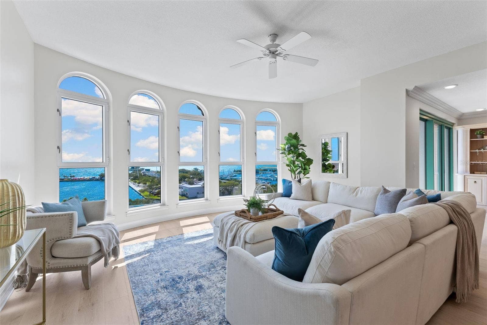 288 BEACH DRIVE NE, #9B, St Petersburg, FL 33701 288 BEACH DRIVE NE, #9B, St Petersburg, FL 33701