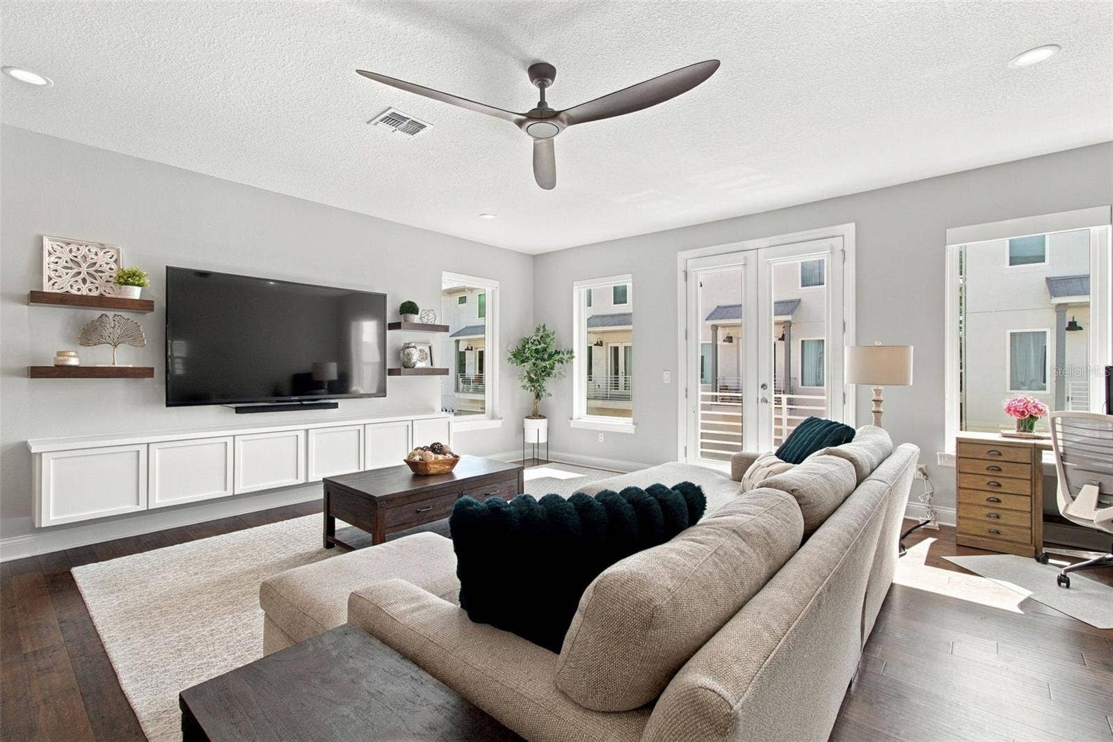 4719 LEGACY PARK DRIVE, Tampa, FL 33611 4719 LEGACY PARK DRIVE, Tampa, FL 33611