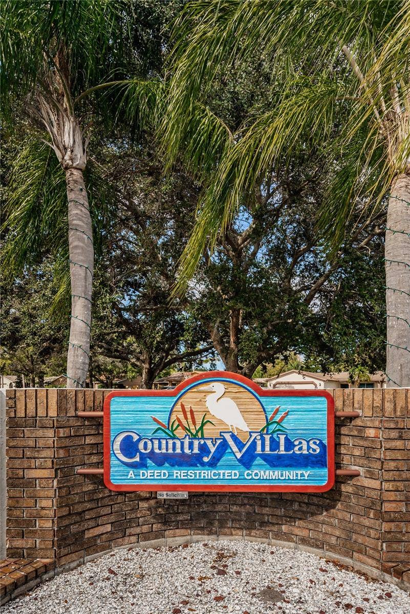 112 PEACOCK CIRCLE, Safety Harbor, FL 34695 86. Located In Country Villas.. a Quaint OPTIONAL HOA Community Est in 1978-1980.. Roughly 264 Single Family Homes.. Great Community! One Way In/Out!!