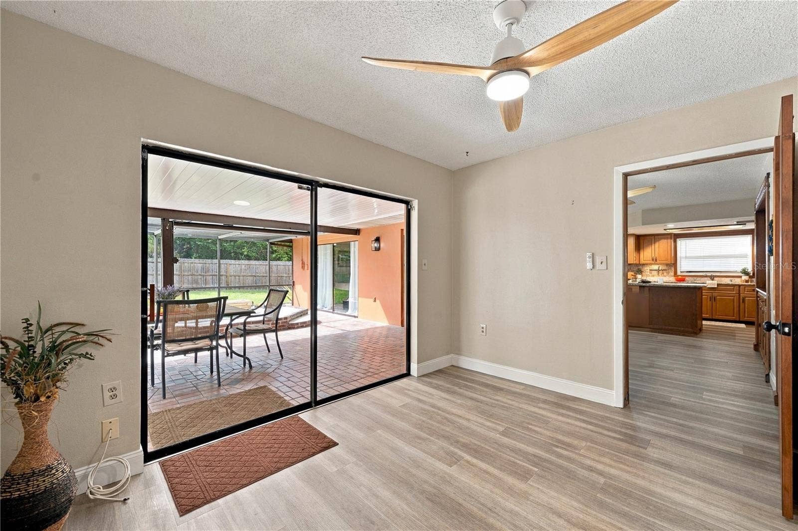 112 PEACOCK CIRCLE, Safety Harbor, FL 34695 19. BONUS ROOM (12.3 x 9.1') Most Will Use for a Home Office, Yet You Can Use as 4th Bedroom, Studio, Gym, or Whatever You Need the Extra Room For.. a Blank Slate!