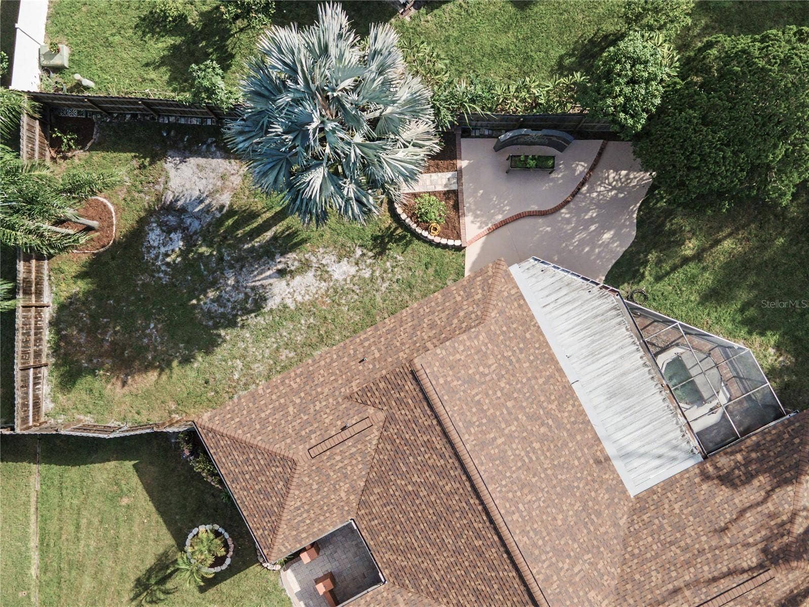 112 PEACOCK CIRCLE, Safety Harbor, FL 34695 10. Owner Stored her 20' Boat & 26' Class C MotorHome in This Area.. w Room to Move About, Load, Unload, etc.