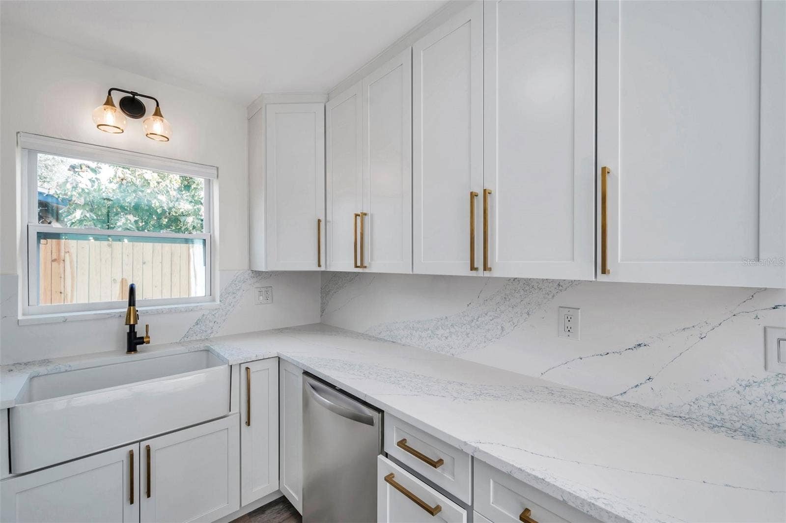 2238 13TH AVENUE SW, Largo, FL 33770 2238 13TH AVENUE SW, Largo, FL 33770