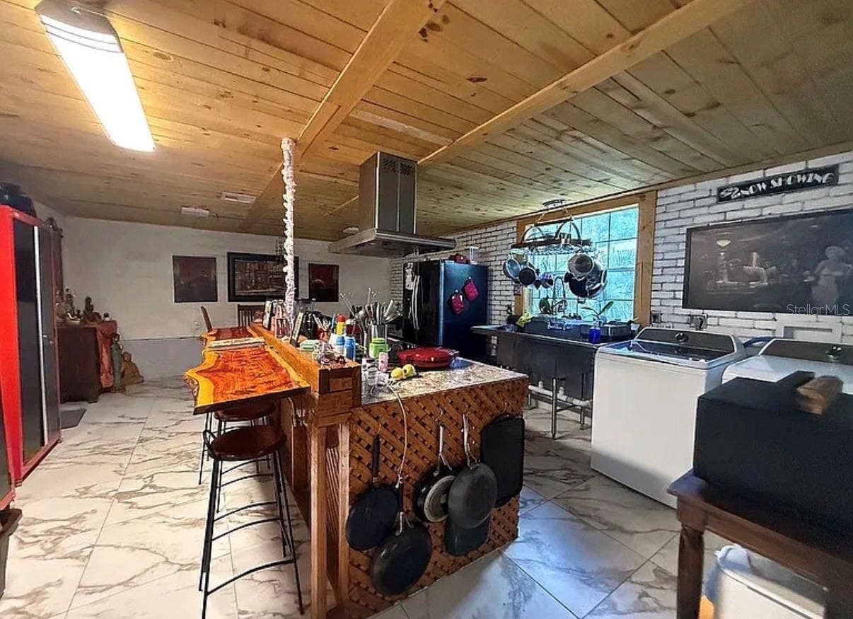Studio/mother in law suite