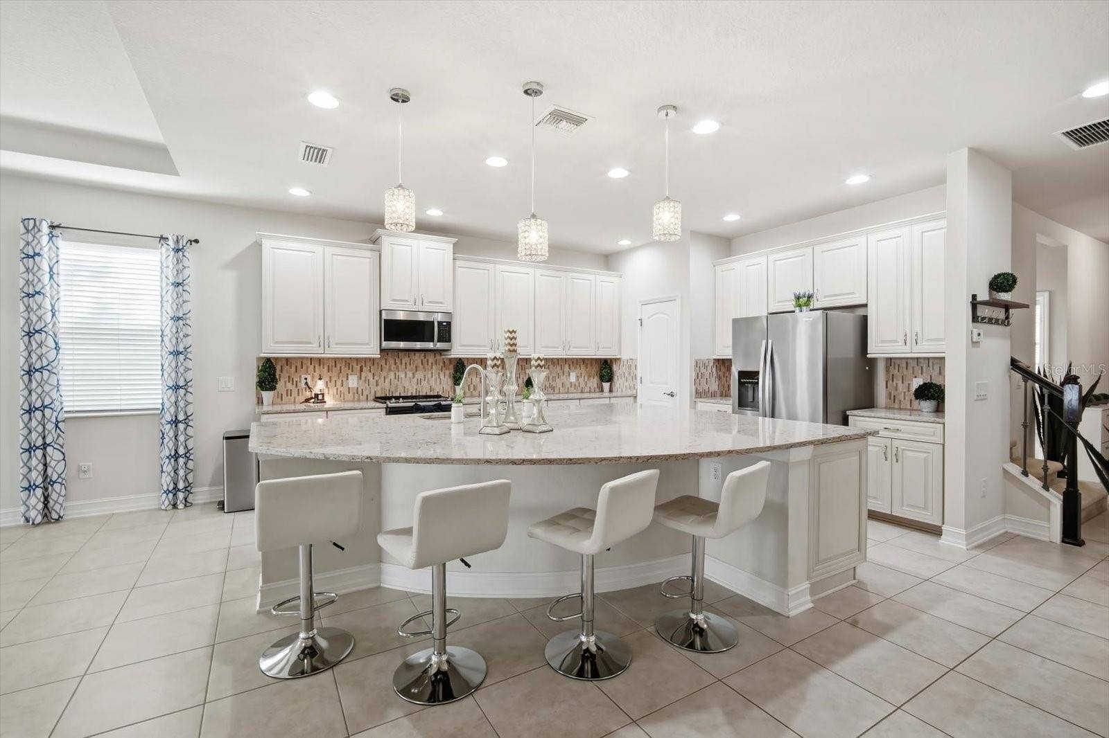 Kitchen/Dining