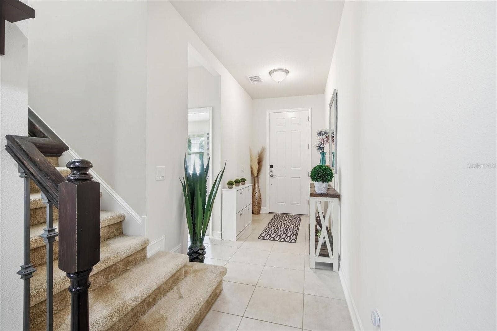 Foyer to Staircase