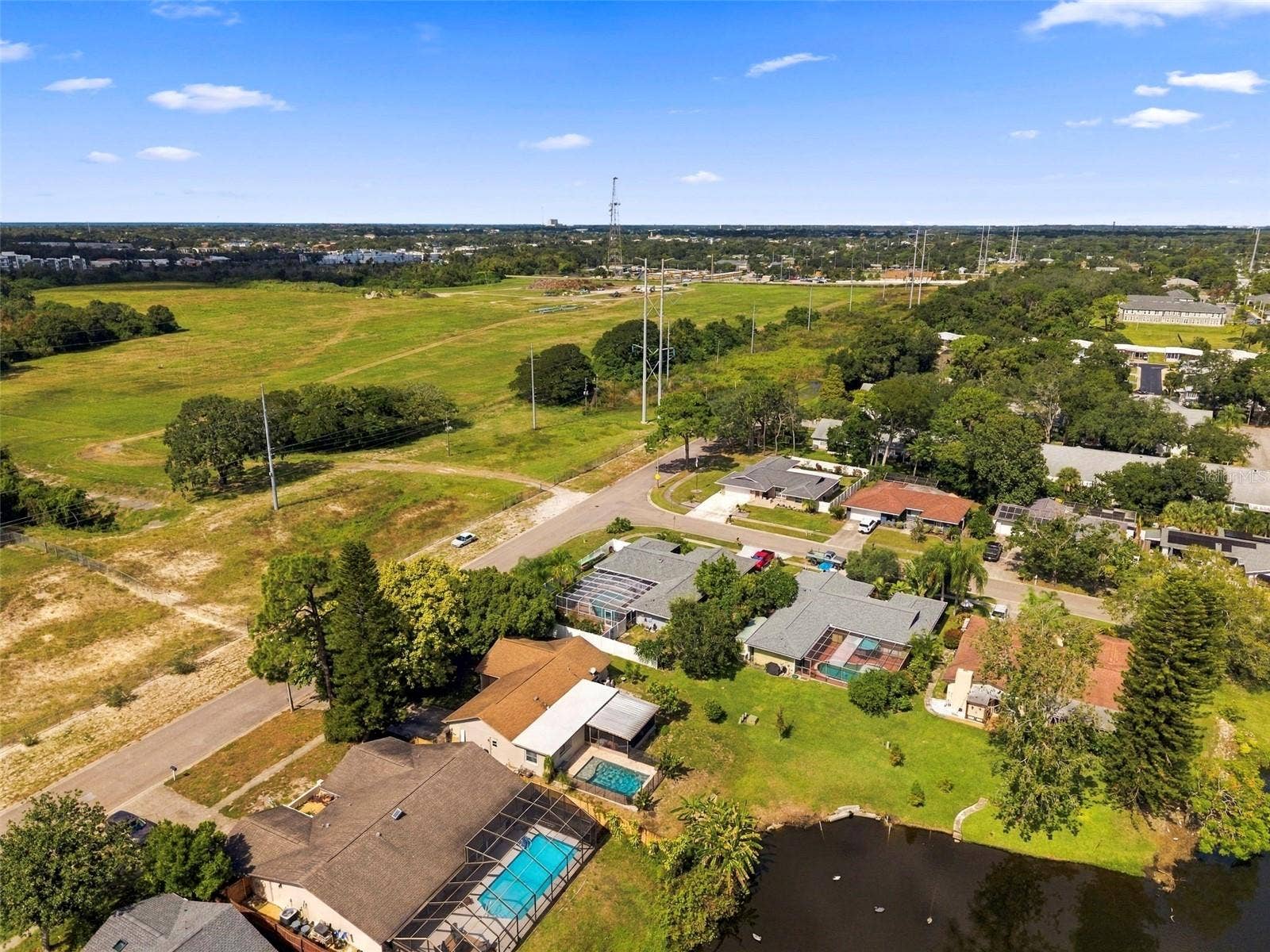 1279 S DISSTON AVENUE, Tarpon Springs, FL 34689 green space