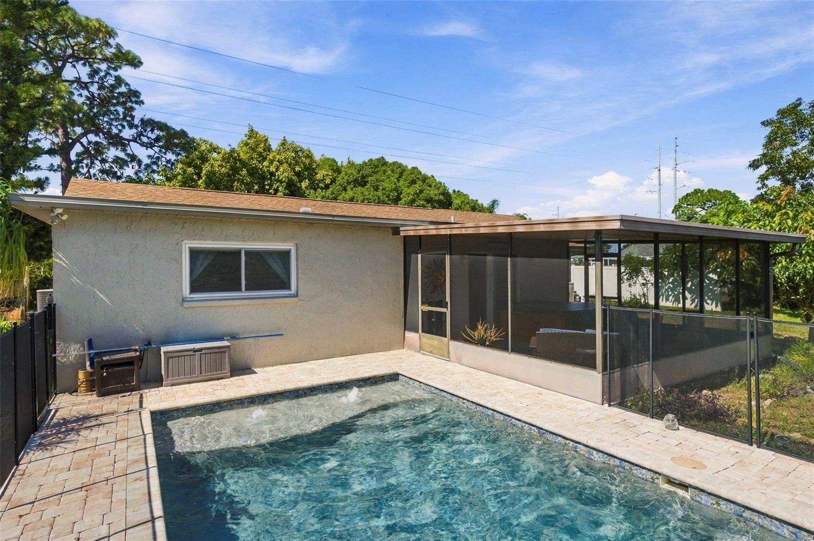 1279 S DISSTON AVENUE, Tarpon Springs, FL 34689 1279 S DISSTON AVENUE, Tarpon Springs, FL 34689