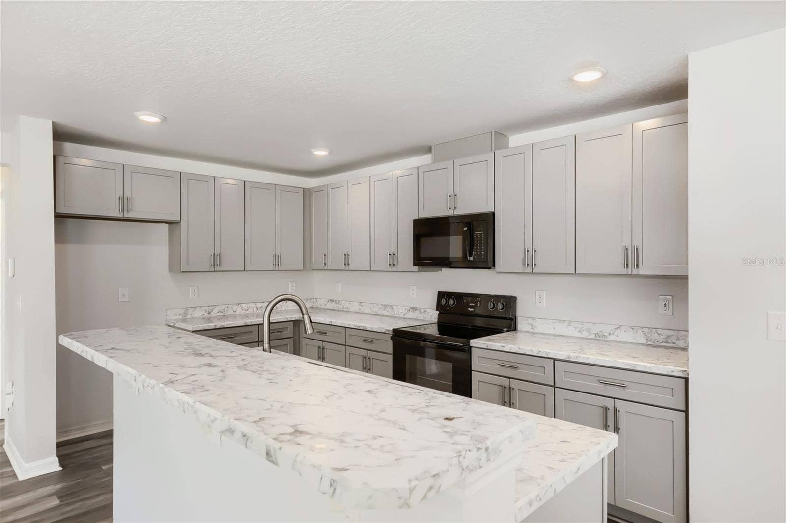 226 SUNFISH DRIVE, Winter Haven, FL 33881 226 SUNFISH DRIVE, Winter Haven, FL 33881