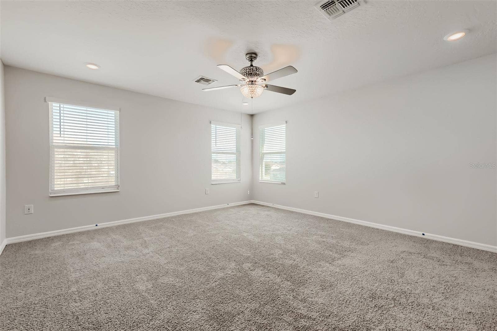 226 SUNFISH DRIVE, Winter Haven, FL 33881 226 SUNFISH DRIVE, Winter Haven, FL 33881
