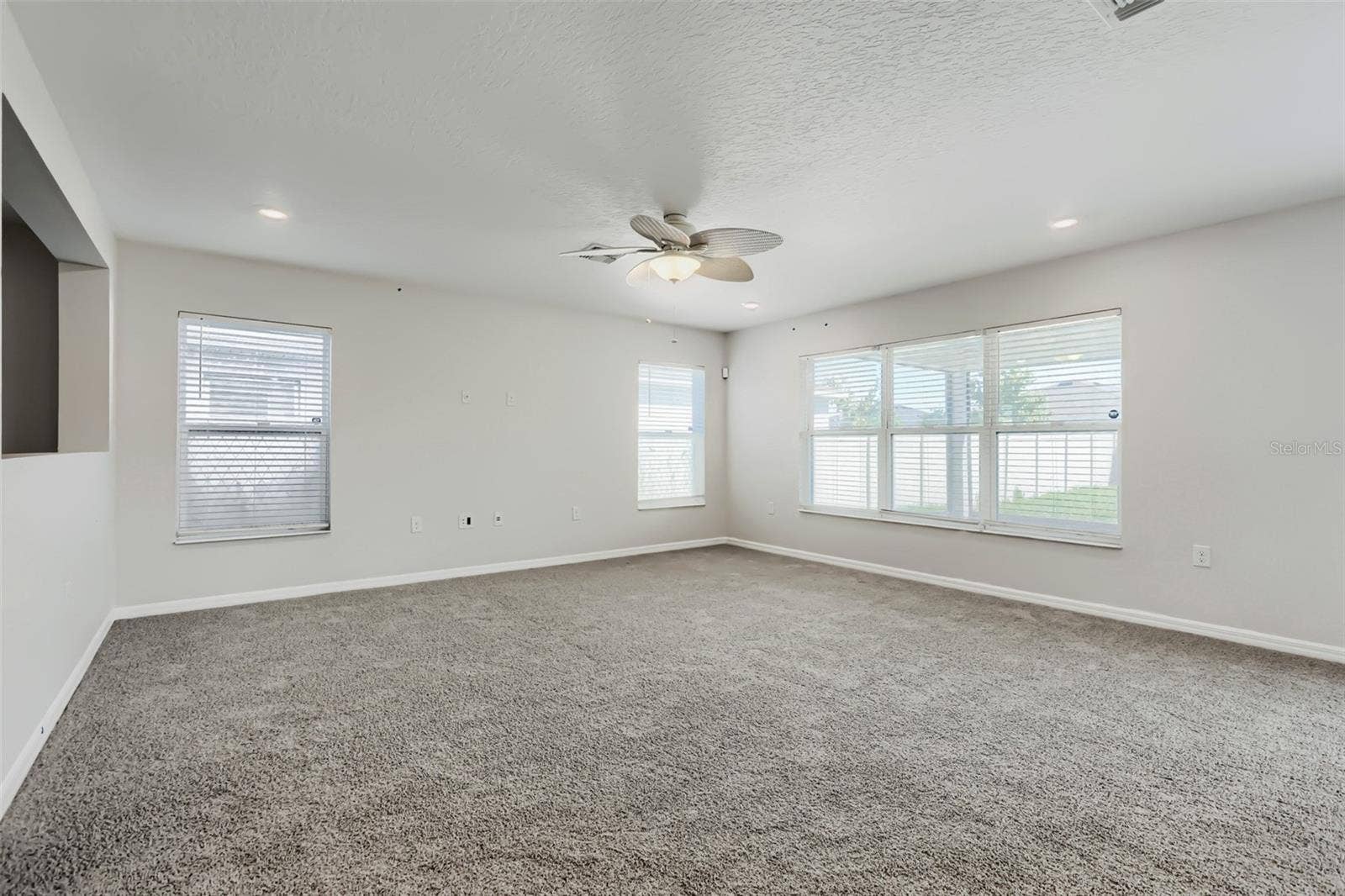 226 SUNFISH DRIVE, Winter Haven, FL 33881 226 SUNFISH DRIVE, Winter Haven, FL 33881
