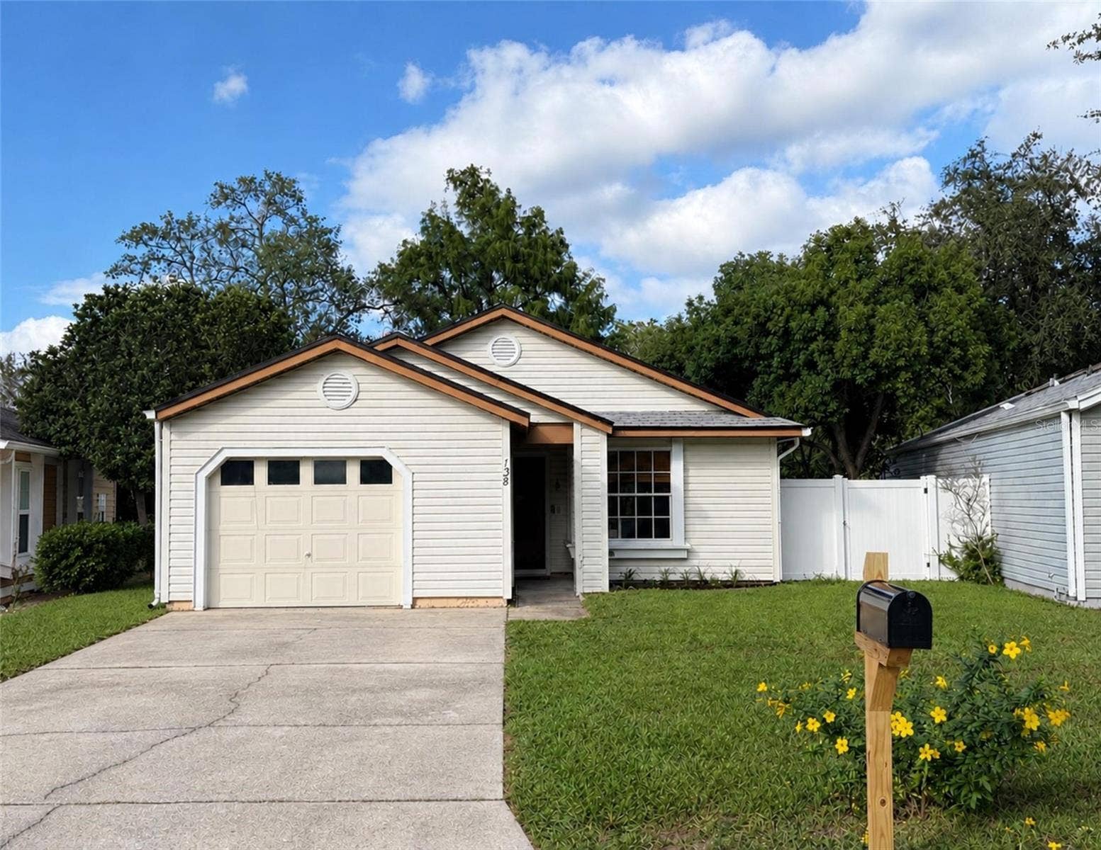 138 MEADOW BOULEVARD, Sanford, FL 32771