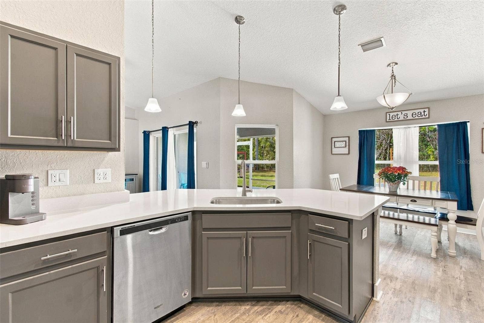 16473 SCAUP DUCK AVENUE, Brooksville, FL 34614 Kitchen