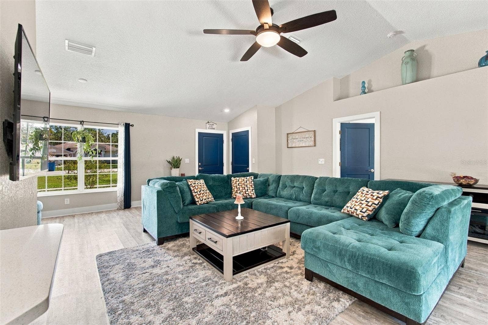 16473 SCAUP DUCK AVENUE, Brooksville, FL 34614 Living Room