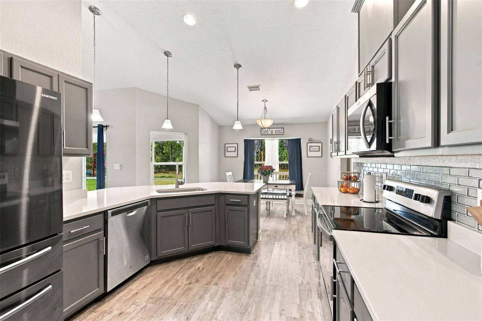 16473 SCAUP DUCK AVENUE, Brooksville, FL 34614 Kitchen
