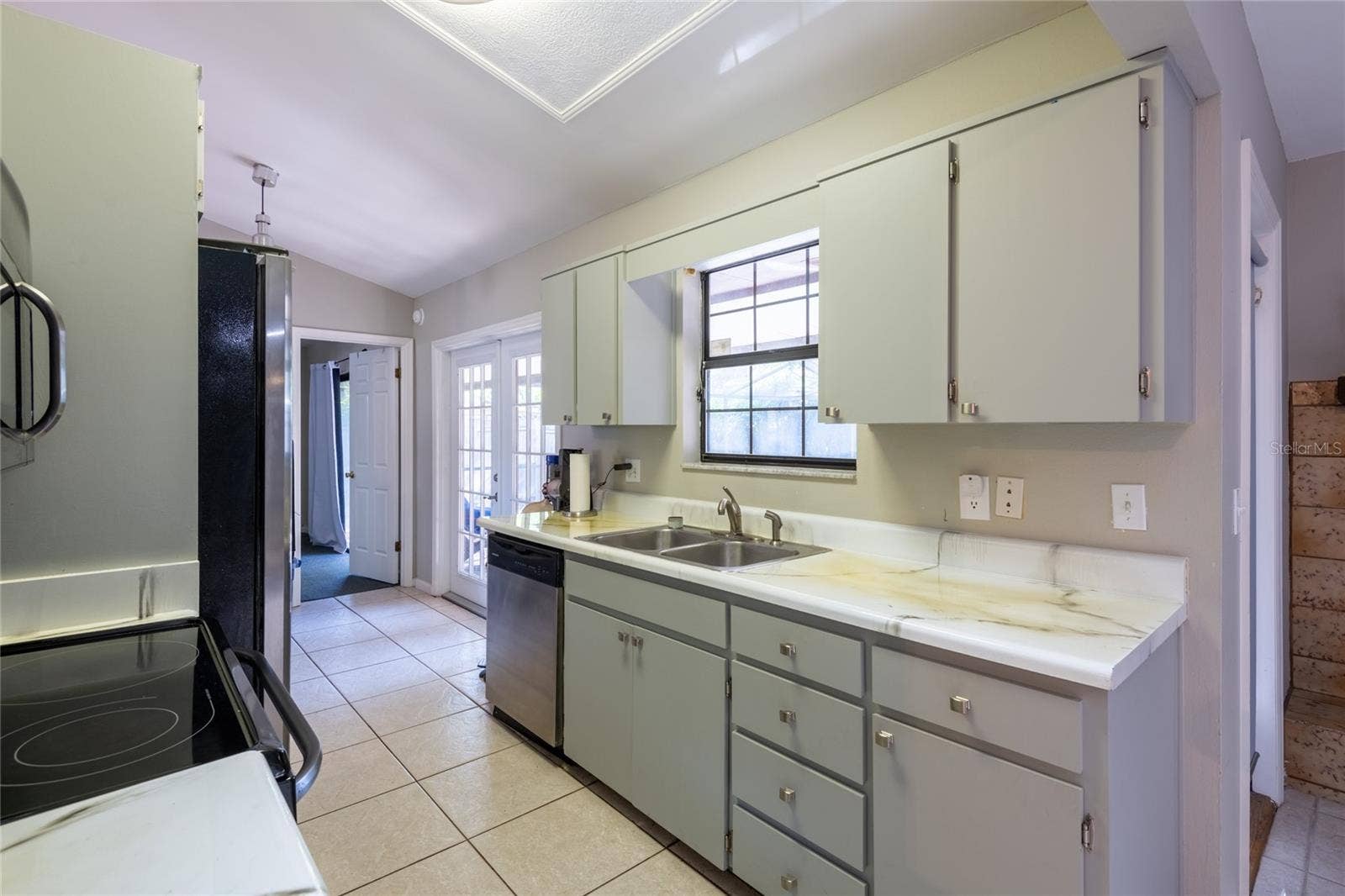 2305 FORREST CREST CIRCLE, Lutz, FL 33549