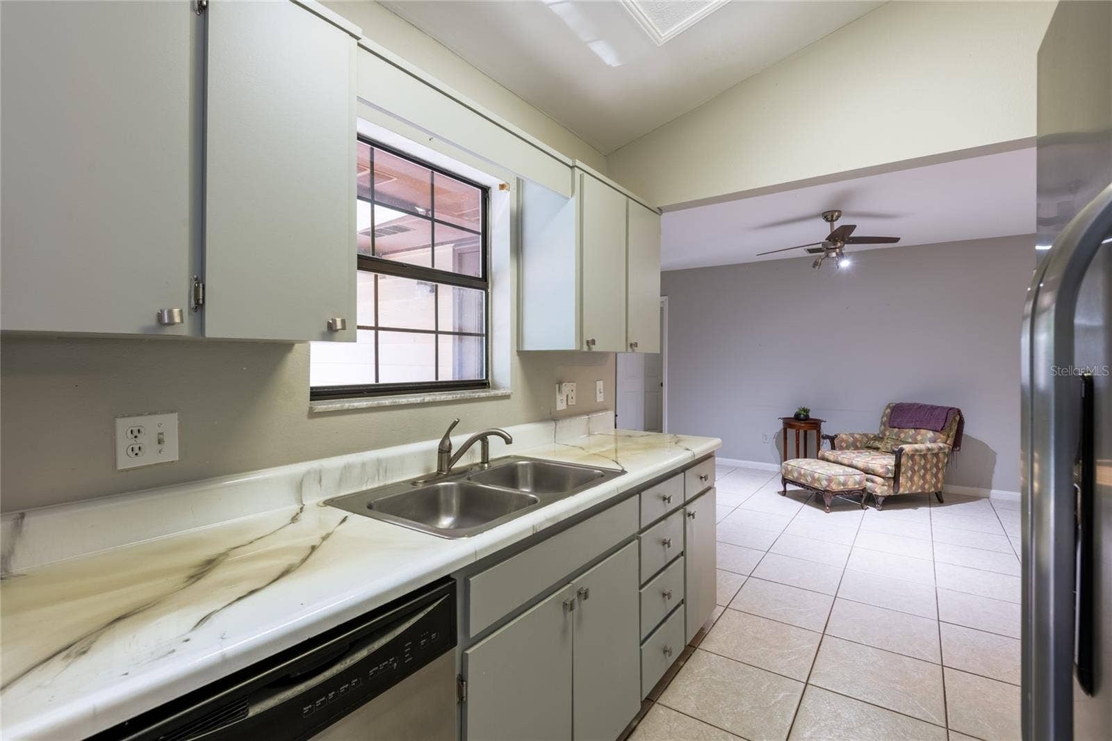 2305 FORREST CREST CIRCLE, Lutz, FL 33549