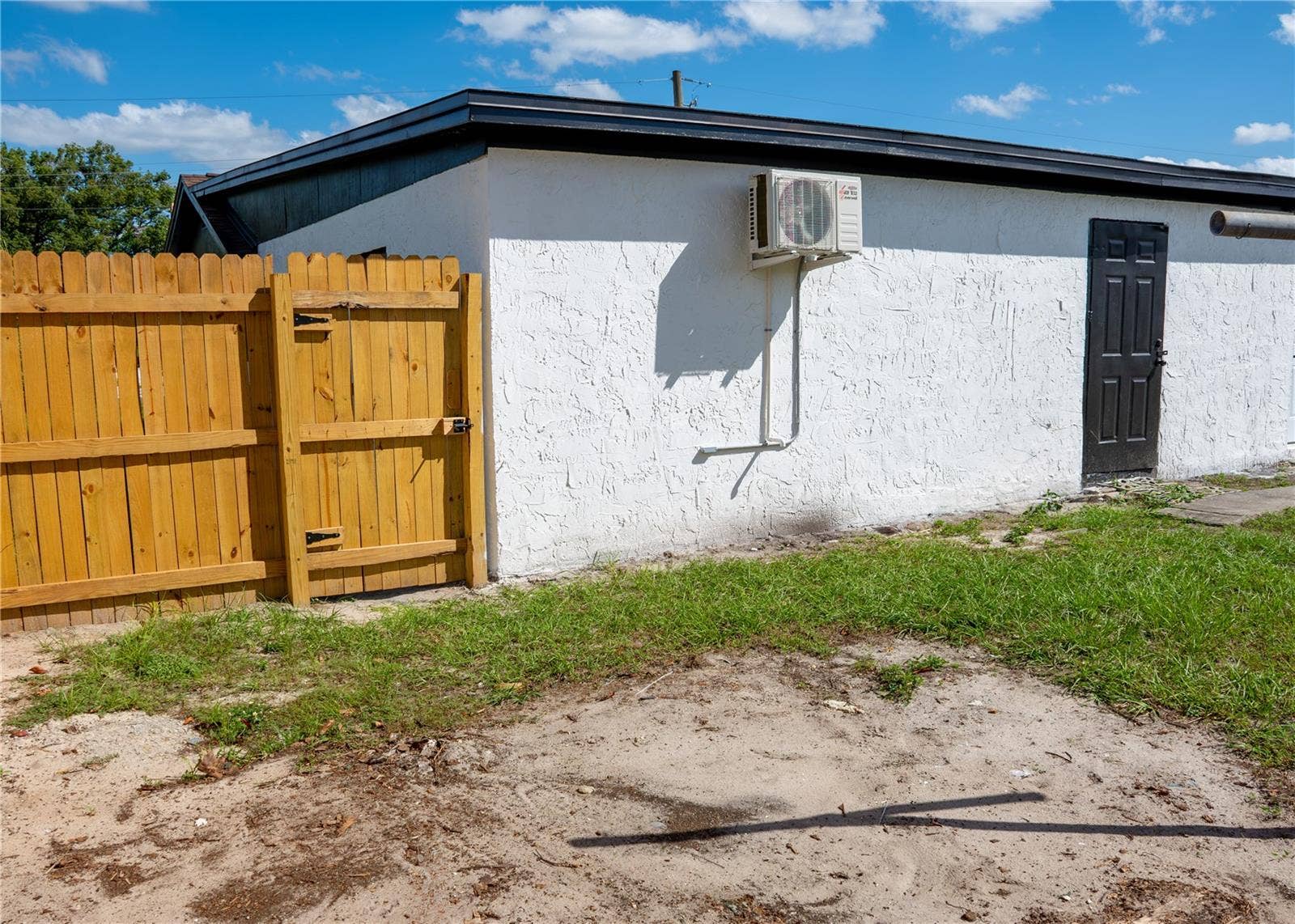 3414 CARIOCA COURT, Tampa, FL 33605 3414 CARIOCA COURT, Tampa, FL 33605