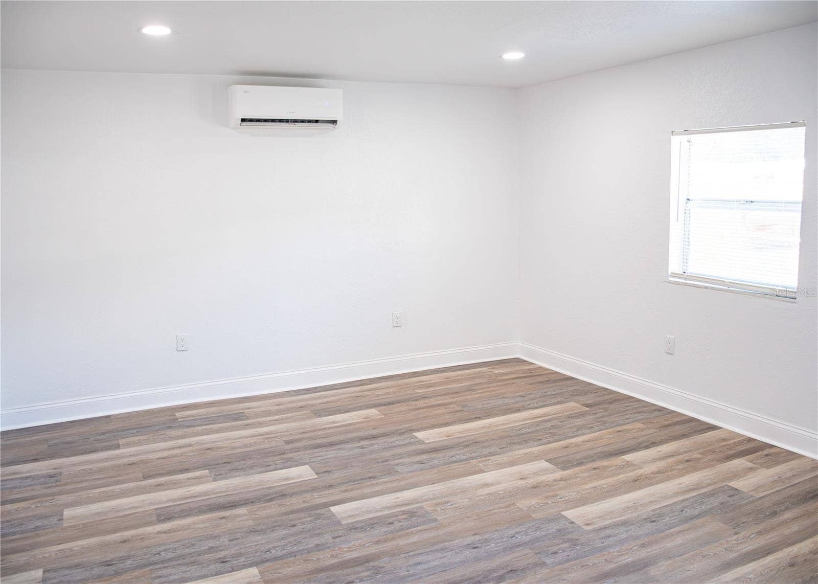 3414 CARIOCA COURT, Tampa, FL 33605 3414 CARIOCA COURT, Tampa, FL 33605