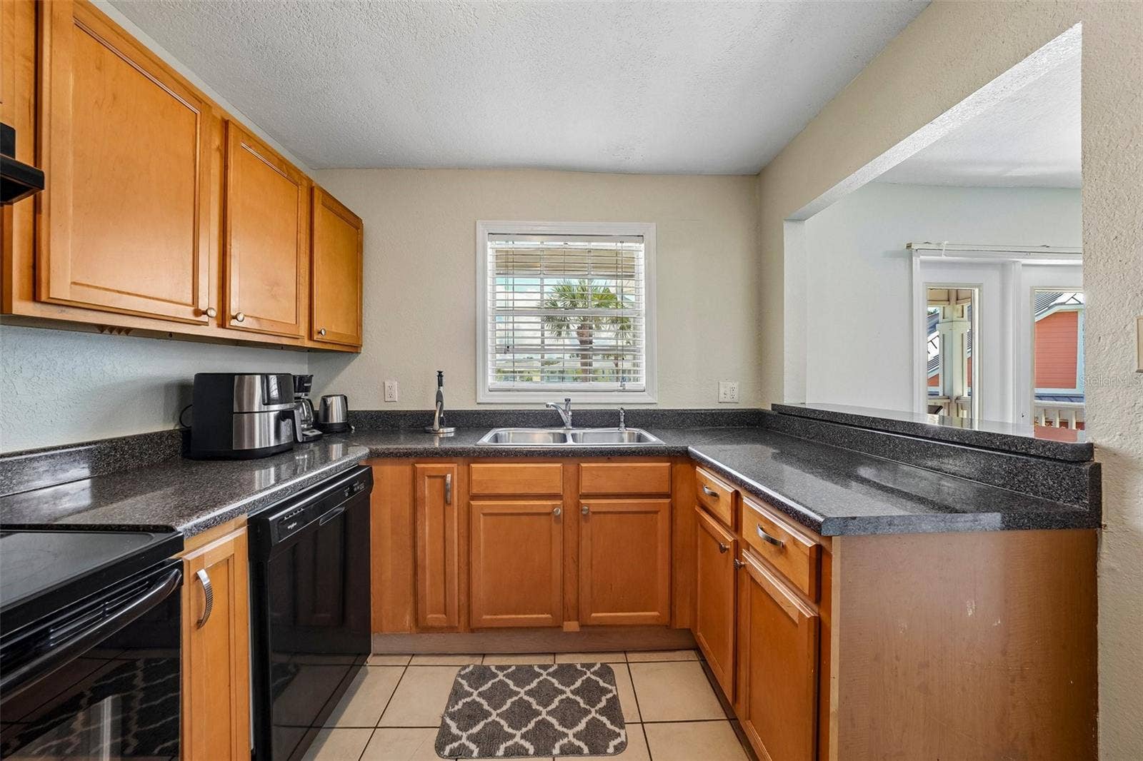 102 POMPANO DRIVE SE, #D, St Petersburg, FL 33705