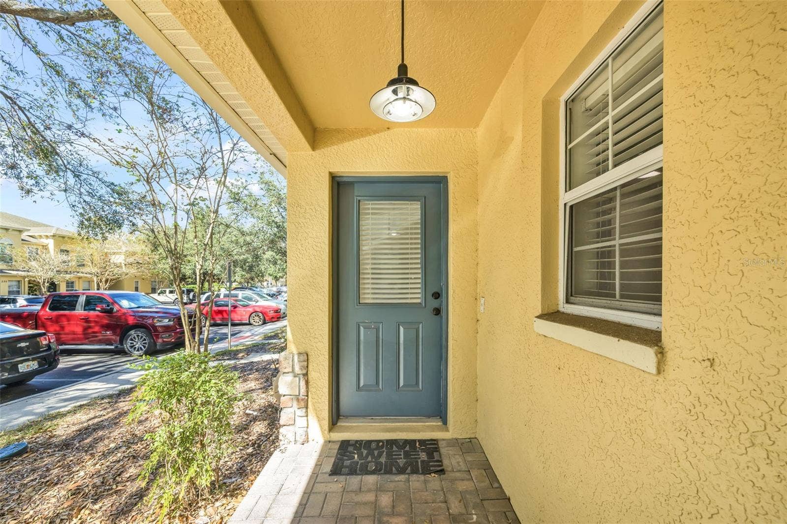 209 DRAW BRIDGE LN, Valrico, FL 33594 FRONT ENTRANCE