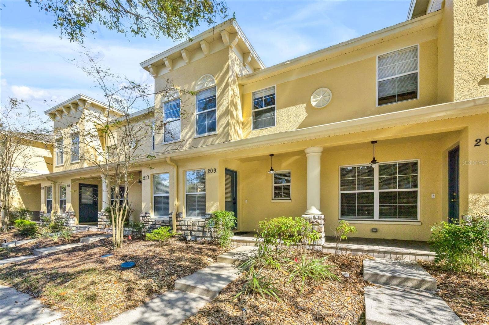 209 DRAW BRIDGE LN, Valrico, FL 33594 FRONT ELEVATION
