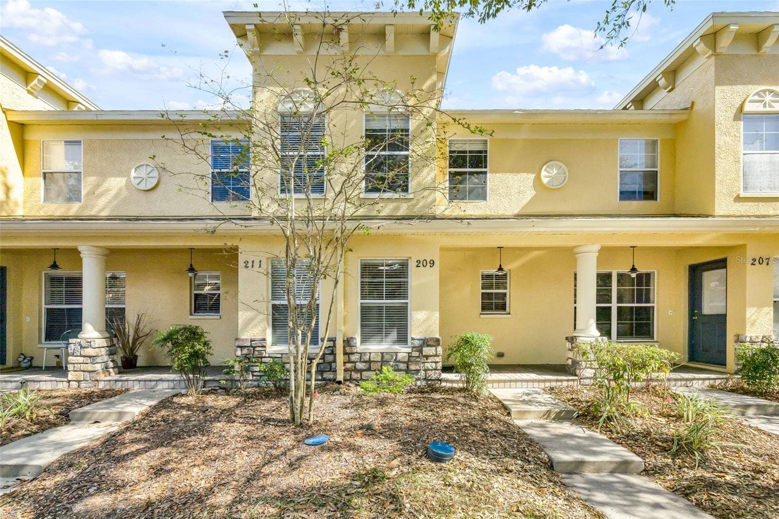 209 DRAW BRIDGE LN, Valrico, FL 33594 FRONT EVEVATION