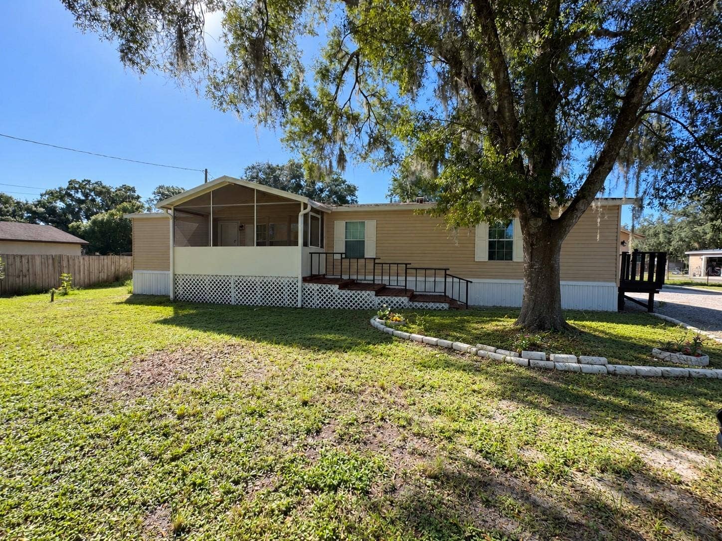 12009 GLENHILL DRIVE, Riverview, FL 33569 12009 GLENHILL DRIVE, Riverview, FL 33569
