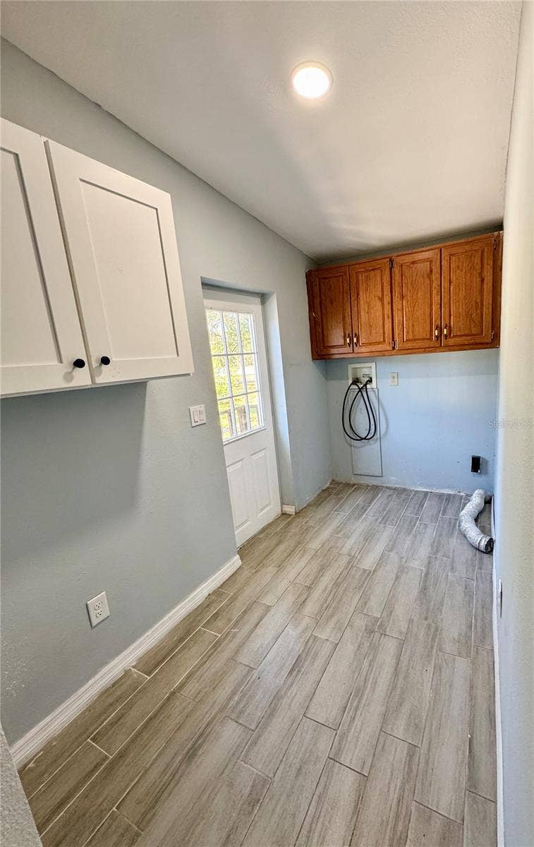 12009 GLENHILL DRIVE, Riverview, FL 33569 12009 GLENHILL DRIVE, Riverview, FL 33569