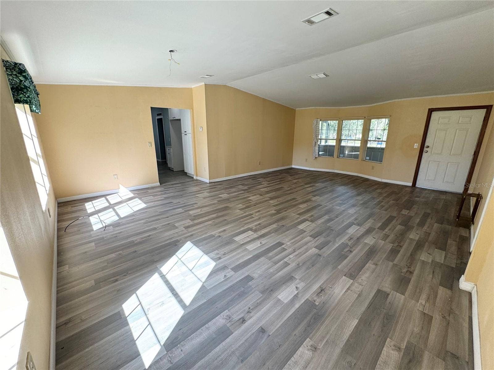 12009 GLENHILL DRIVE, Riverview, FL 33569 12009 GLENHILL DRIVE, Riverview, FL 33569