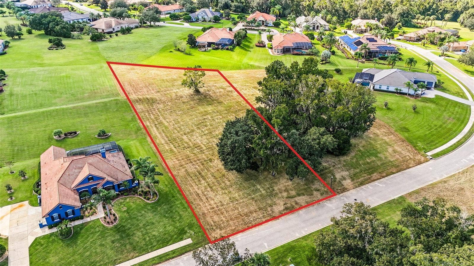 13628 CARNOUSTIE CIR, Dade City, FL 33525