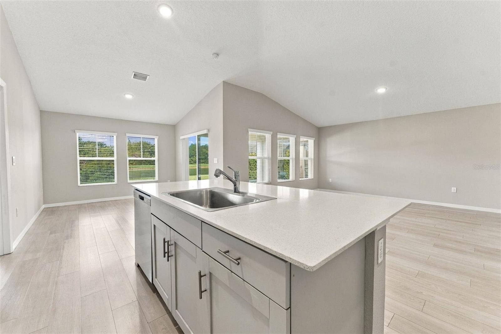 12648 TANNENCREST DRIVE, Riverview, FL 33579 12648 TANNENCREST DRIVE, Riverview, FL 33579