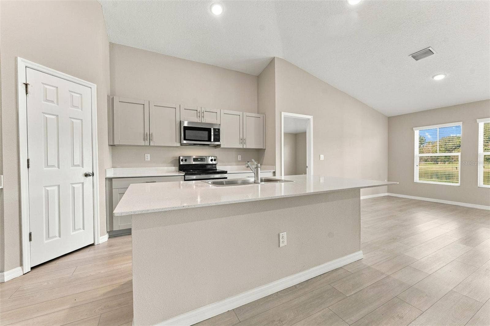 12648 TANNENCREST DRIVE, Riverview, FL 33579 12648 TANNENCREST DRIVE, Riverview, FL 33579