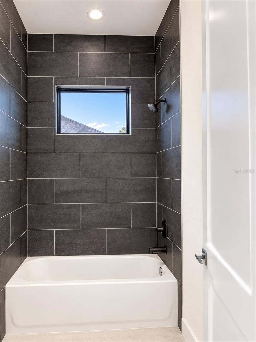 4611 HICKORY OAK DRIVE, Brooksville, FL 34601 Bathroom 2