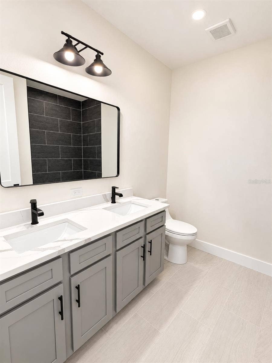 4611 HICKORY OAK DRIVE, Brooksville, FL 34601 Bathroom 2
