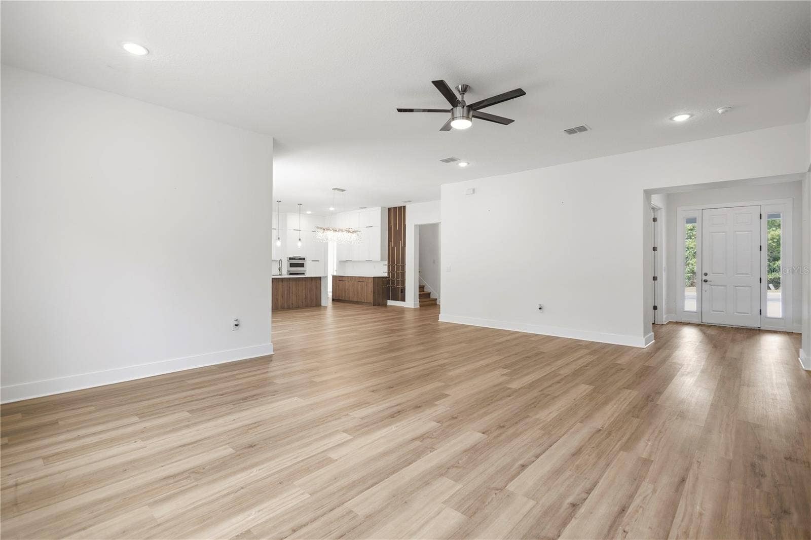 6622 SUMMIT VIEW DRIVE, Brooksville, FL 34601 Living room