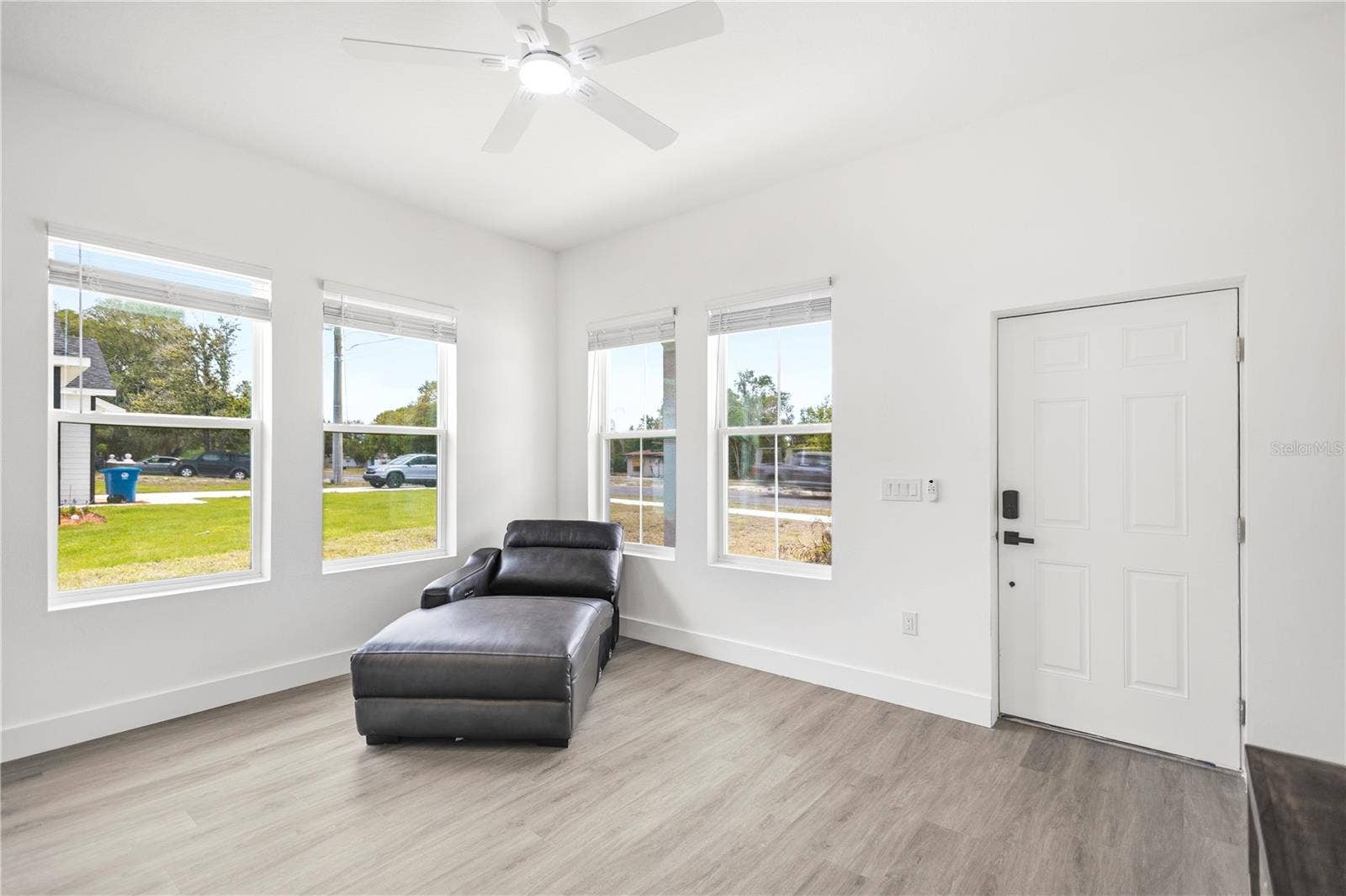 9211 NORTHCLIFFE BOULEVARD, Spring Hill, FL 34606 9211 NORTHCLIFFE BOULEVARD, Spring Hill, FL 34606
