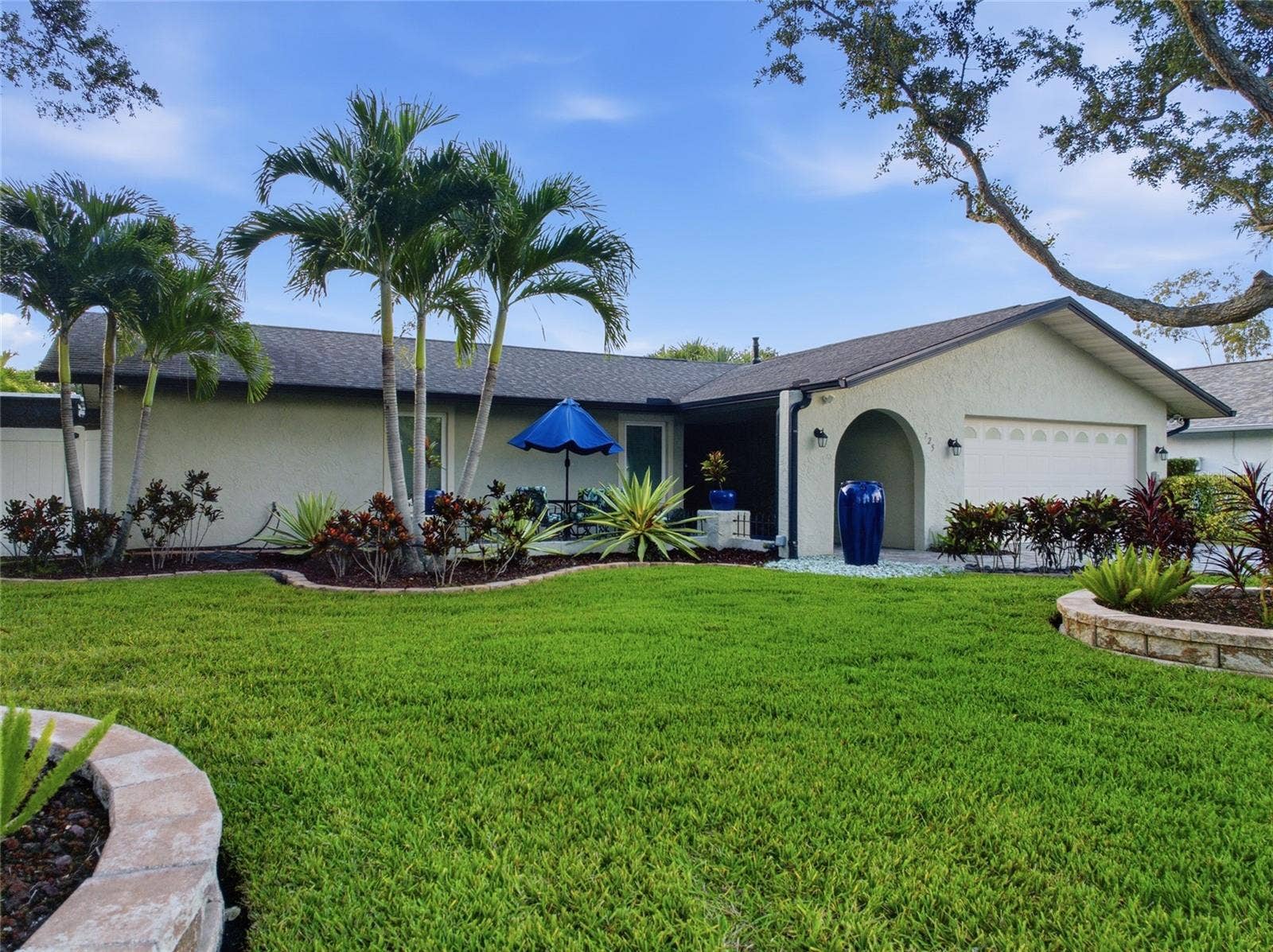 725 DEL ORO DRIVE, Safety Harbor, FL 34695 725 DEL ORO DRIVE, Safety Harbor, FL 34695