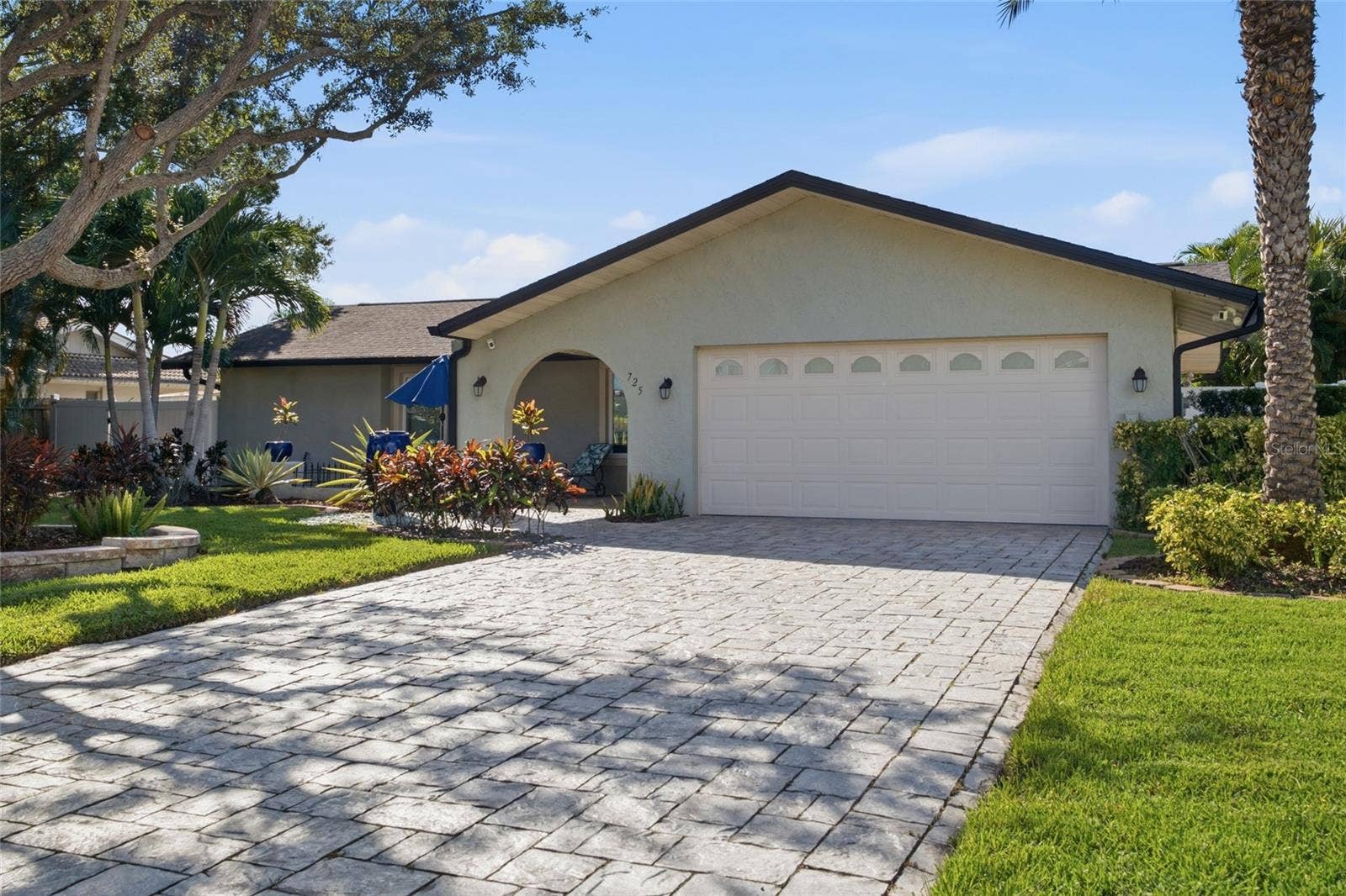 725 DEL ORO DRIVE, Safety Harbor, FL 34695 725 DEL ORO DRIVE, Safety Harbor, FL 34695