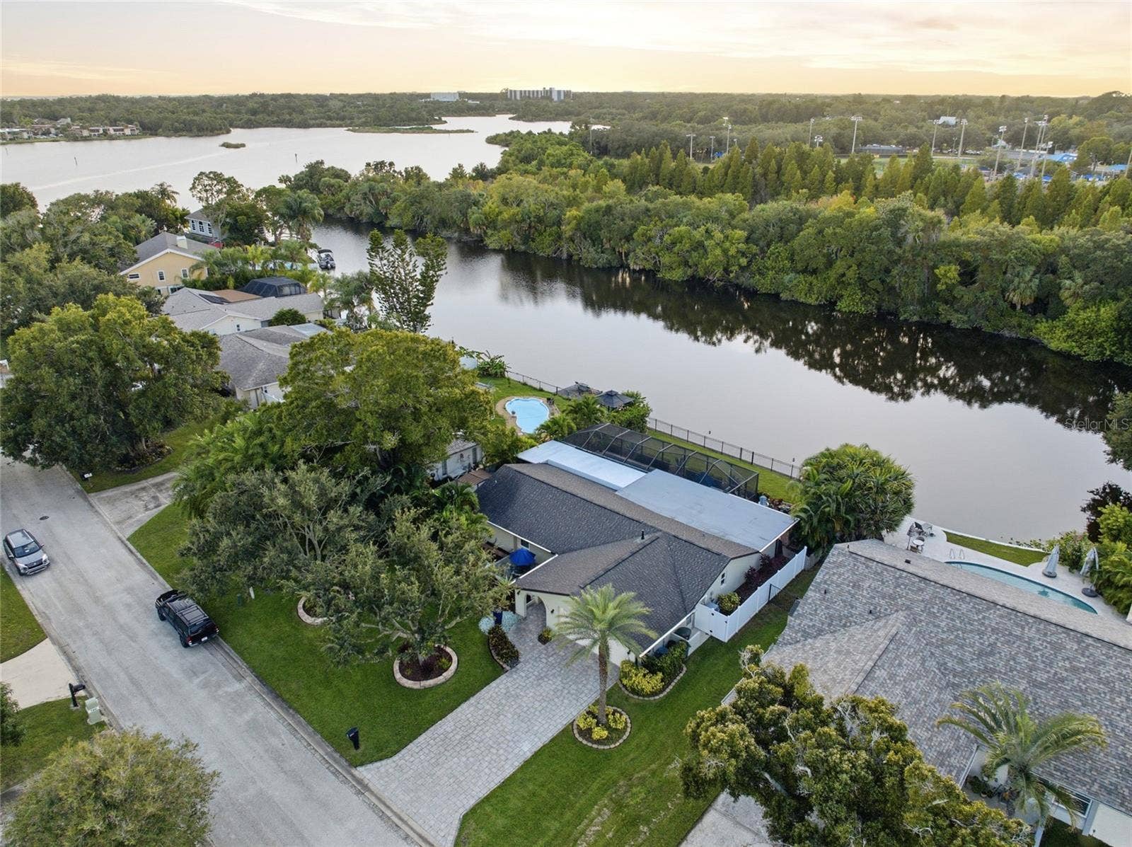 725 DEL ORO DRIVE, Safety Harbor, FL 34695 725 DEL ORO DRIVE, Safety Harbor, FL 34695
