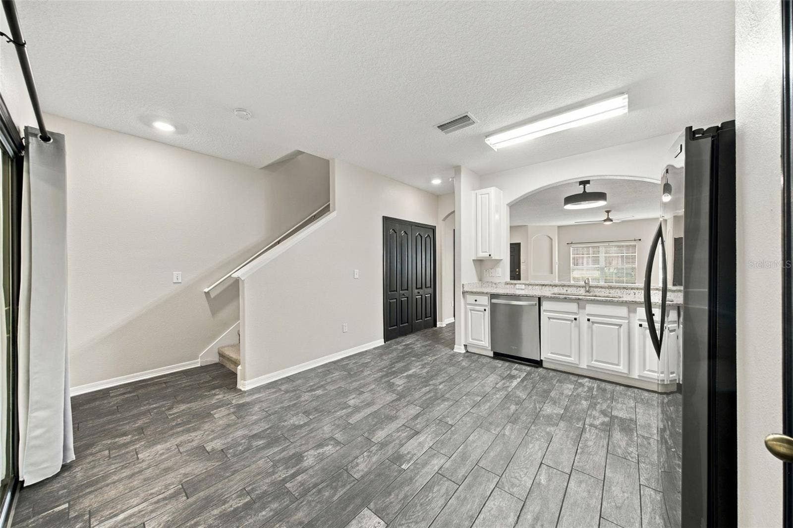 30316 ELDERWOOD DRIVE, Wesley Chapel, FL 33543 30316 ELDERWOOD DRIVE, Wesley Chapel, FL 33543